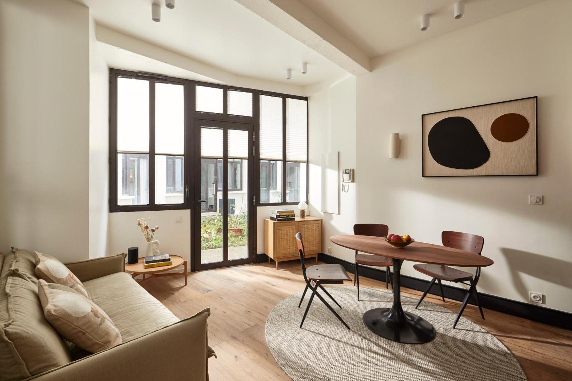 Cosy 1br With Outside Space Near Canal Saint Martin Parijs