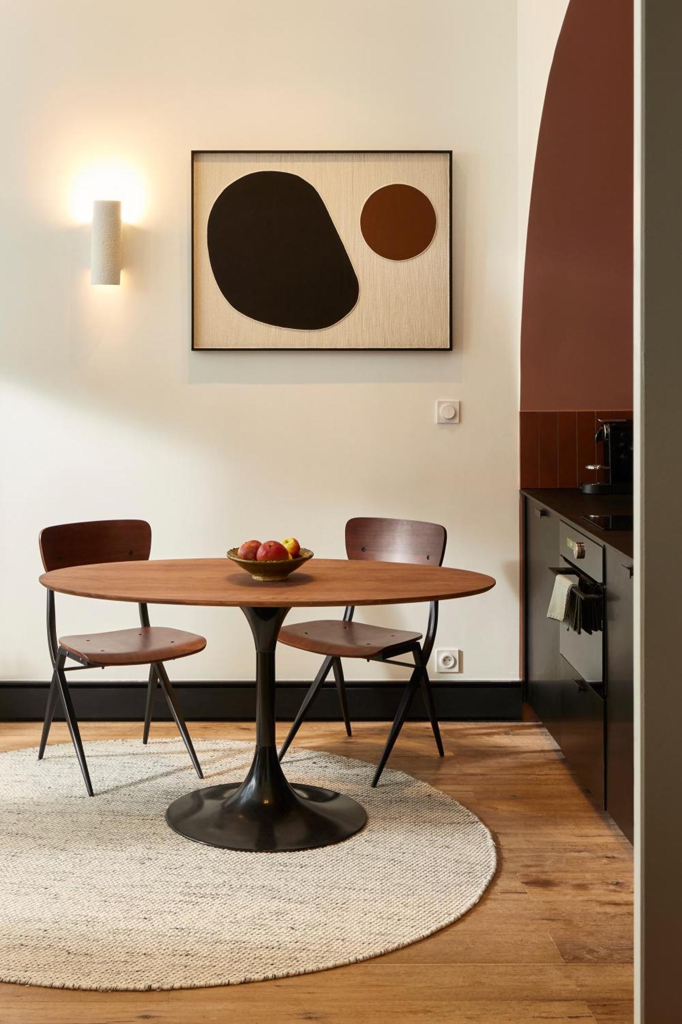 Cosy 1br With Outside Space Near Canal Saint Martin * Parijs